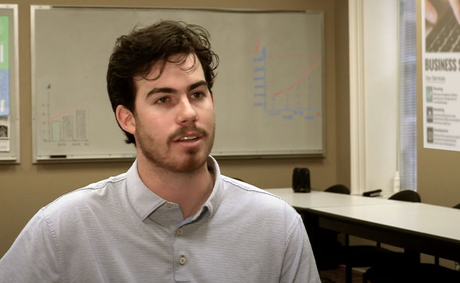 康纳·艾伦 Student Video